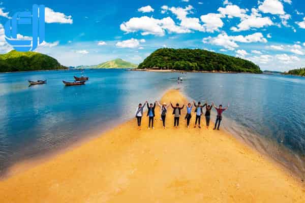 chương trình tour phú yên d2tour tổ chức