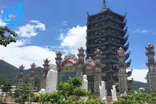 đặt tour ở đà nẵng khám phá sơn trà