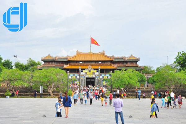 khi đi tour du lịch đà nẵng cần chuẩn bị những gì