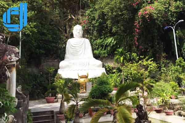 ngôi chùa linh ứng tự đà nẵng tại ngũ hành sơn đà nẵng