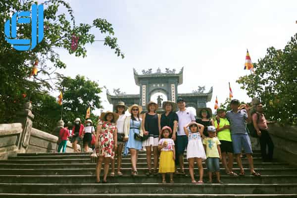 đặt tour du lịch đà nẵng tháng 3 thưởng thức ẩm thực ngon