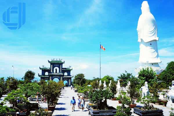 tour đi đà nẵng từ tphcm thăm quan linh ứng tự