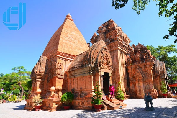 tour nha trang đà nẵng 3 ngày 2 đêm tham quan thap bà